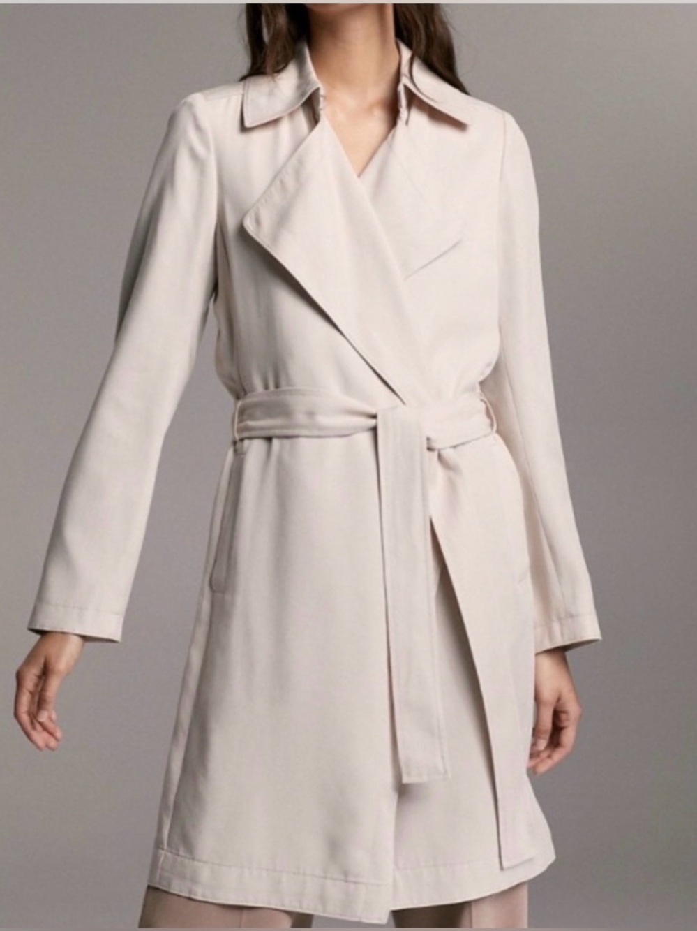 Aritzia Babaton Maximo wrap trench Coat womens Medium Neutral Lyocel Minimalist